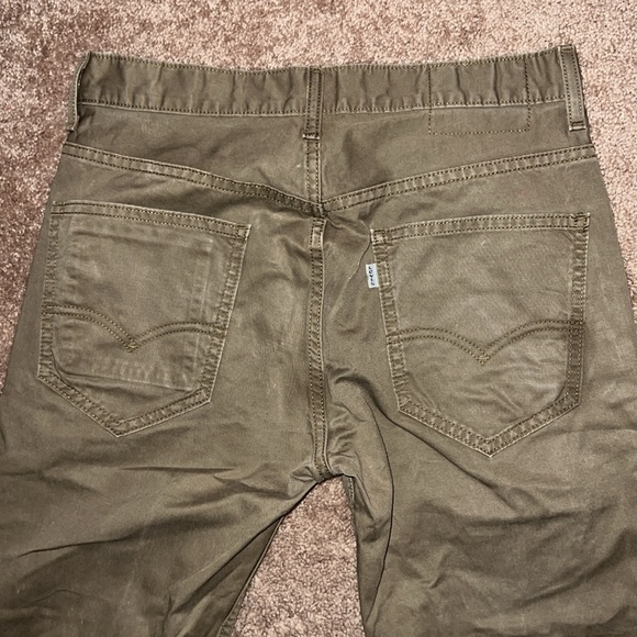 Levi’s 31 x 32 Slim Pants - Picture 5 of 7
